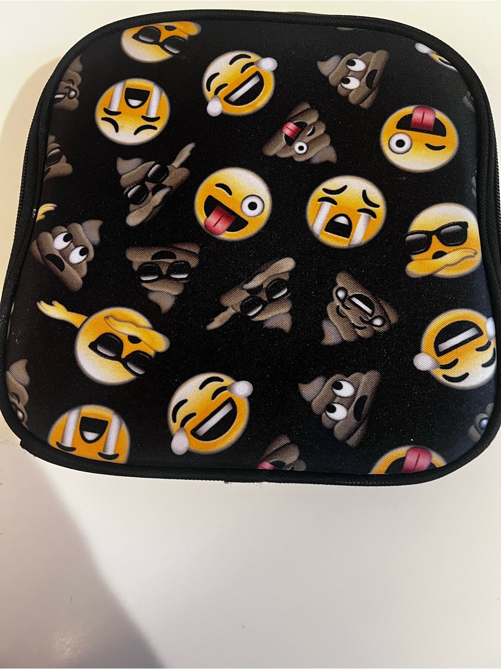 EMOJI PATTERN BLACK LUNCH BOX BY CHILDREN’S PLACE.   NWOT